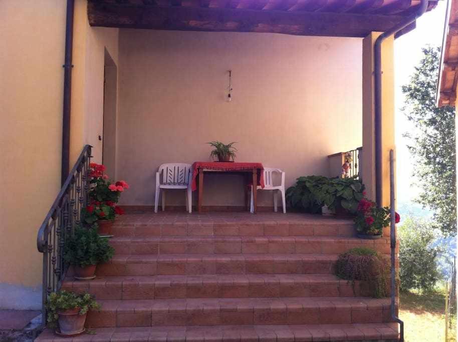 Ospitaci Appartamenti Di Campagna Le Rancole Valtopina Luaran gambar