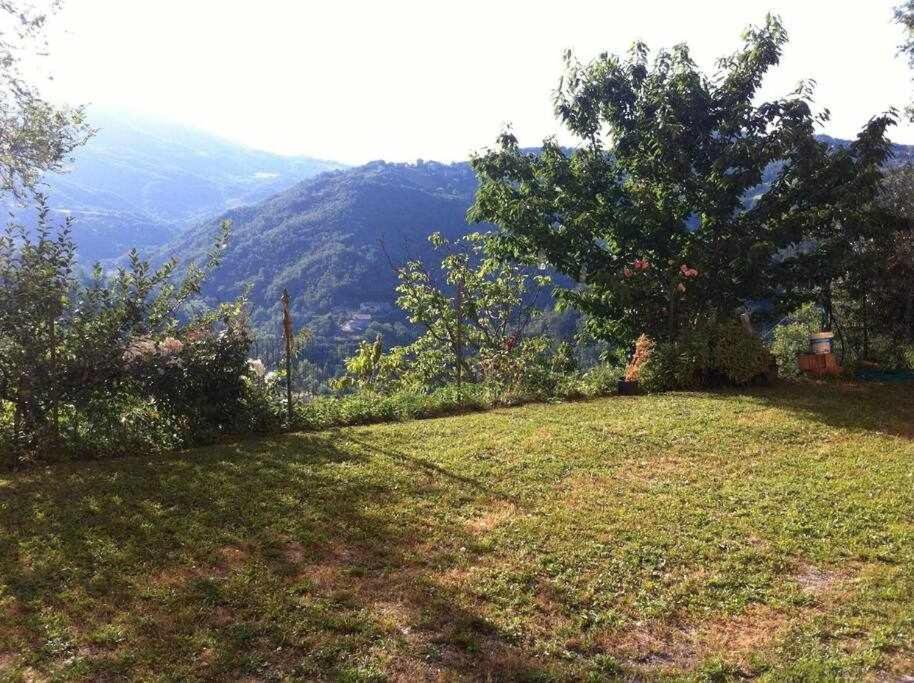 Ospitaci Appartamenti Di Campagna Le Rancole Valtopina Luaran gambar